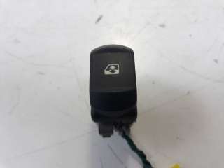 Recambio de mando elevalunas delantero derecho para renault megane ii berlina 3p 2002-2009 referencia OEM IAM   
