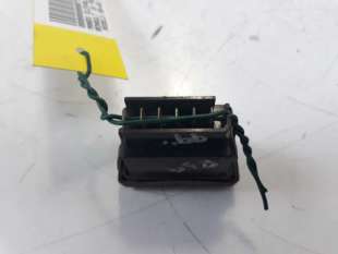 Recambio de mando elevalunas delantero izquierdo para renault 19 hatchback (b/c53) 1988- referencia OEM IAM    2