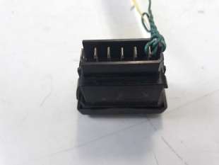 Recambio de mando elevalunas delantero izquierdo para renault 19 hatchback (b/c53) 1988- referencia OEM IAM    2