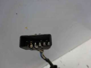 Recambio de mando elevalunas trasero derecho para opel corsa b 1993-1997 referencia OEM IAM   