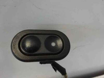 Recambio de mando elevalunas delantero derecho para opel corsa b 1996-2000 referencia OEM IAM   