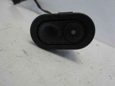Recambio de mando elevalunas delantero derecho para opel corsa b 1996-2000 referencia OEM IAM   