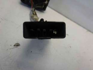 Recambio de mando elevalunas delantero izquierdo para opel corsa b 1993-1997 referencia OEM IAM    2