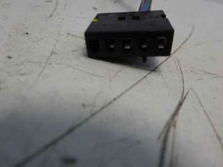 Recambio de mando elevalunas delantero izquierdo para opel corsa b 1993-1997 referencia OEM IAM   