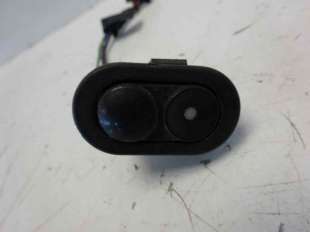 Recambio de mando elevalunas delantero izquierdo para opel corsa b 1993-1997 referencia OEM IAM   