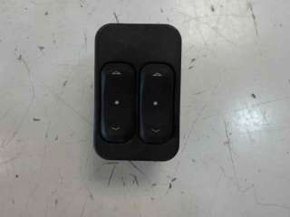 Recambio de mando elevalunas delantero izquierdo para opel corsa c 2000-2003 referencia OEM IAM 24409205  