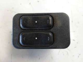 Recambio de mando elevalunas delantero izquierdo para opel corsa c 2000-2003 referencia OEM IAM 90561088  