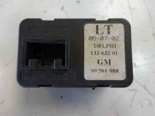 Recambio de mando elevalunas delantero izquierdo para opel corsa c 2000-2003 referencia OEM IAM 90561088  