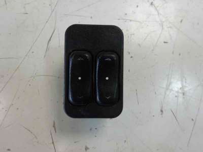 Recambio de mando elevalunas delantero izquierdo para opel corsa c 2000-2003 referencia OEM IAM 24409205  