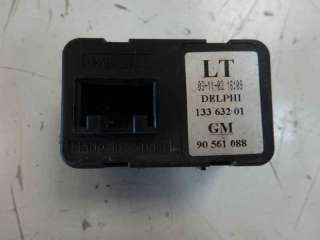 Recambio de mando elevalunas delantero izquierdo para opel corsa c 2000-2003 referencia OEM IAM 24409205  