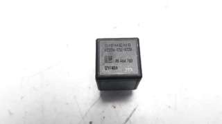 Recambio de rele para opel astra g berlina 1998-2004 referencia OEM IAM 90464760 V23134K52X220 