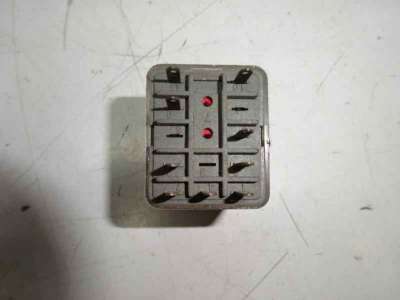 Recambio de rele para opel astra g berlina 1998-2004 referencia OEM IAM 215467  