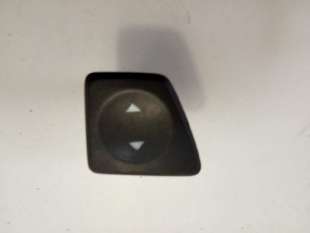 Recambio de mando elevalunas delantero izquierdo para fiat nuova 500 (150) 2007- color therapy referencia OEM IAM 3050603814B  