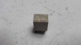 Recambio de rele para ford sierra berlina 1987- referencia OEM IAM 88AG13L028AA  