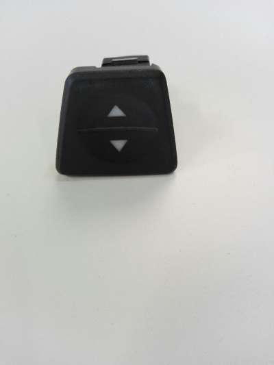 Recambio de mando elevalunas delantero derecho para fiat panda (169) 2003-2012 1.2 cat referencia OEM IAM   
