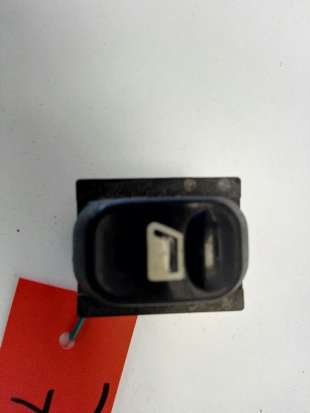 Recambio de mando elevalunas trasero derecho para lancia zeta 1995-2002 2.1 turbodiesel cat referencia OEM IAM   