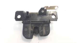 Recambio de cerradura maletero / porton para volkswagen touareg (7la) 2002-2007 tdi r5 referencia OEM IAM 7L6827505  