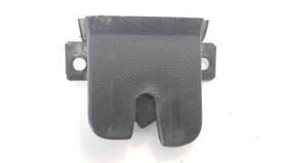 Recambio de cerradura maletero / porton para volkswagen touareg (7la) 2002-2007 tdi r5 referencia OEM IAM 7L6827505  