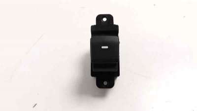 Recambio de mando elevalunas trasero derecho para hyundai i20 2014- 1.2 16v cat referencia OEM IAM 93580C7020  