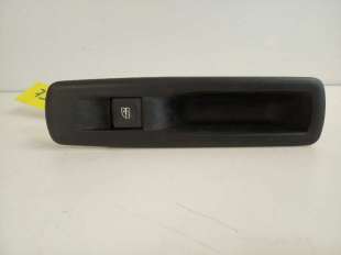 Recambio de mando elevalunas trasero derecho para renault megane iii berlina 5 p 2008-2016 dynamique referencia OEM IAM 25401000