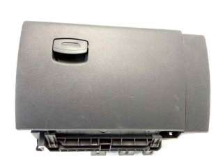 Recambio de guantera para renault kadjar 2015- zen referencia OEM IAM 685002635R  