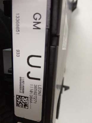 Recambio de caja reles / fusibles para opel astra j lim. 2009-2015 excellence referencia OEM IAM 13368651   2