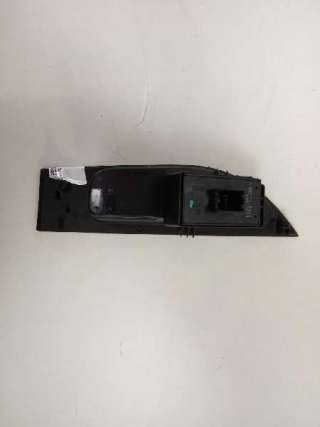 Recambio de mando elevalunas trasero izquierdo para opel astra j lim. 2009-2015 excellence referencia OEM IAM 13301888  
