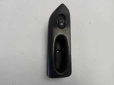 Recambio de mando elevalunas trasero derecho para renault laguna (b56) 1998-2001 1.9 dti rxe referencia OEM IAM   