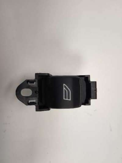 Recambio de mando elevalunas trasero derecho para volvo v50 familiar 2004-2012 2.4 momentum referencia OEM IAM 30774163  