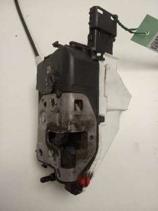Recambio de cerradura puerta trasera derecha para citroën berlingo station wagon 2008-2018 live edition referencia OEM IAM  8284