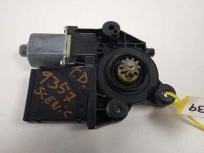 Recambio de motor elevalunas trasero derecho para renault scenic iii 2009-2016 grand dynamique referencia OEM IAM 827300005R  