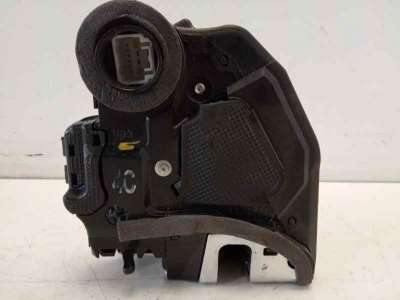 Recambio de cerradura puerta trasera derecha para toyota auris 2012-2019 1.2 16v turbo cat referencia OEM IAM   