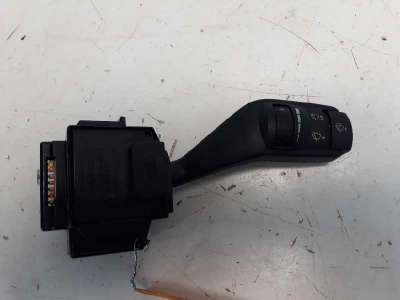 Recambio de mando limpia para ford focus lim. (cb4) 2007-2011 trend referencia OEM IAM 4M5T17A553BD  