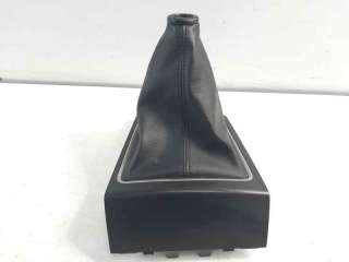 Recambio de guarnecidos palanca cambio para hyundai i20 2014- 1.2 16v cat referencia OEM IAM 84650C8000  