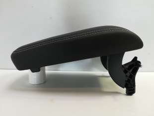 Recambio de apoyabrazos central para mercedes-benz clase cla (w117) 2012-2019 cla 200 cdi (117.308) referencia OEM IAM A24668053