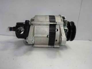 Recambio de alternador para nissan terrano/terrano.ii (r20) 1993-2007 referencia OEM IAM 2310002N14 ALF160102 A27033W