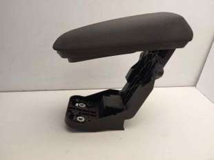 Recambio de apoyabrazos central para volvo v40 2012- kinetic referencia OEM IAM 31448087  