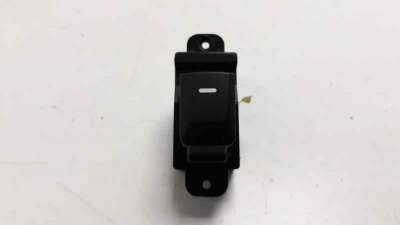 Recambio de mando elevalunas trasero derecho para kia rio 2011-2016 1.2 cat referencia OEM IAM 935801W010RH  