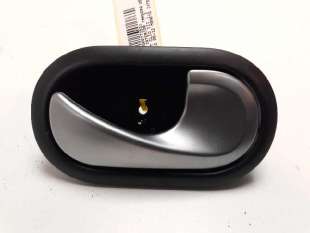 Recambio de maneta interior trasera derecha para renault clio iii 2005-2016 1.2 referencia OEM IAM   