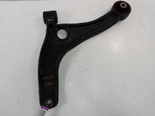 Recambio de brazo suspension inferior delantero izquierdo para opel movano b kasten/combi 2010- 2.3 cdti referencia OEM IAM 8200