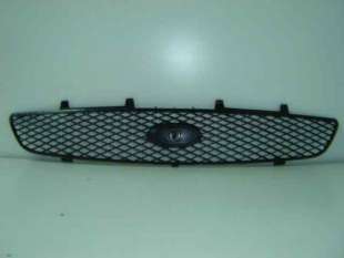 Recambio de rejilla delantera para ford fiesta berlina (dx) 1999-2002 referencia OEM IAM 1122276 107102705 