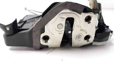 Recambio de cerradura puerta delantera derecha para toyota yaris 2014-2017 active referencia OEM IAM U3111130  