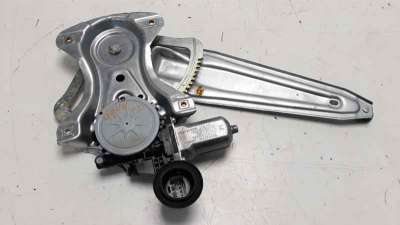 Recambio de elevalunas trasero derecho para toyota yaris 2014-2017 active referencia OEM IAM 698300D220  