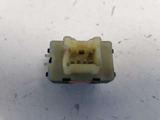 Recambio de mando elevalunas delantero derecho para dacia sandero 2012- laureate referencia OEM IAM 254214937R  