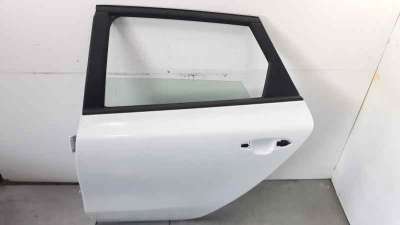 Recambio de puerta trasera izquierda para kia cee´d 2012-2018 drive referencia OEM IAM 77003A2000  