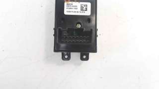 Recambio de mando elevalunas delantero izquierdo para kia cee´d 2012-2018 drive referencia OEM IAM 93570A2300  