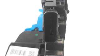 Recambio de cerradura puerta trasera derecha para kia cee´d 2012-2018 drive referencia OEM IAM 81420A2300  
