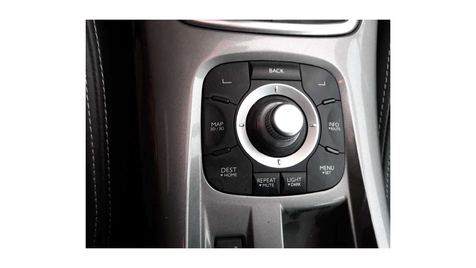 Recambio de sistema navegacion gps para renault laguna iii 2007-2016 authentique referencia OEM IAM 259153398R 281155676R 253B00 Recambio de sistema navegacion gps para renault laguna iii 2007-2016 authentique referencia OEM IAM 259153398R 281155676R 253B00