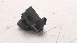 Recambio de mando elevalunas trasero derecho para bmw serie 5 berlina (e60) 2003-2010 530d referencia OEM IAM 613169222449  