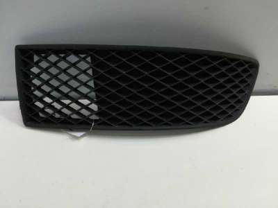 Recambio de rejilla paragolpes izquierda para volkswagen polo berlina (6n2) 1999-2002 trendline referencia OEM IAM 6N0853665D  